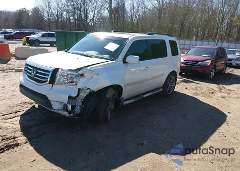 2015 Honda Pilot Touring z USA, uszkodzony, nr VIN 5FNYF3H9XFB003164